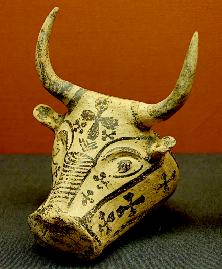 Mycenaean rhyton in the shape of a bull's head, ca. 1300–1200 BCE. Note the very straight horns, as described by Homer in Book 18, lines 573-588. Source: Wikimedia Commons
