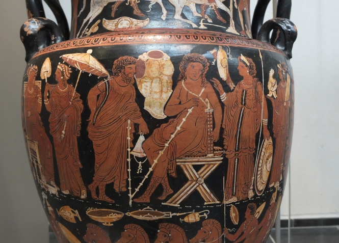 Hephaistos, Thetis, and Achilles' new weapons. Apulian Volute Krater ca. 330-320 BCE from Southern Italy. Source: © Ad Meskens / Wikimedia Commons